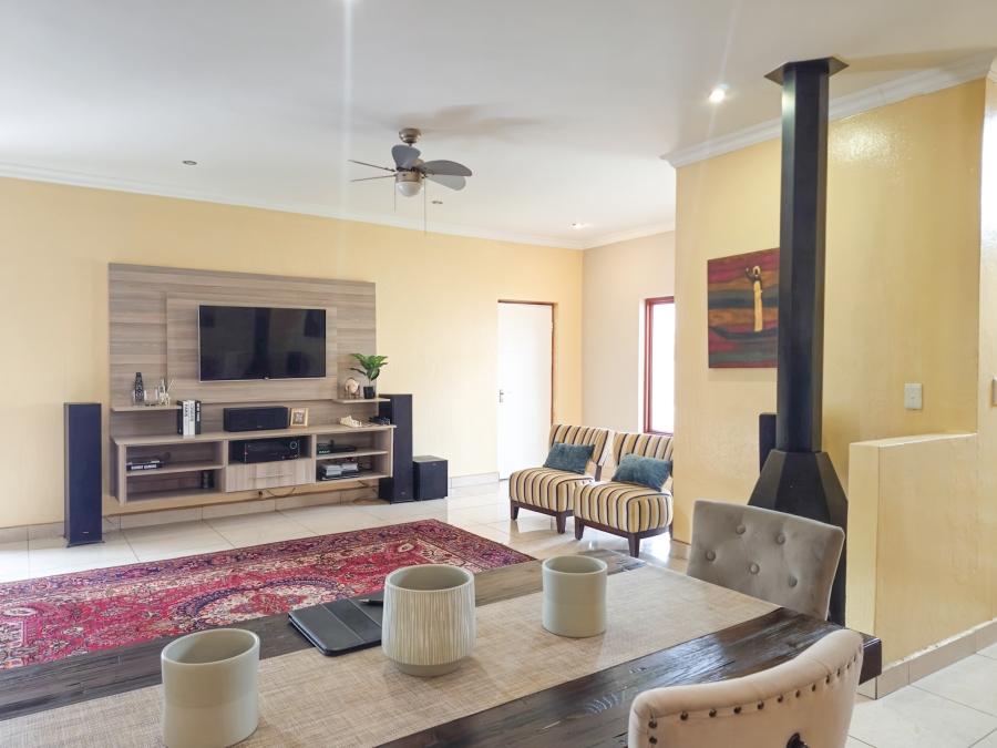 3 Bedroom Property for Sale in Xanadu Eco Park North West